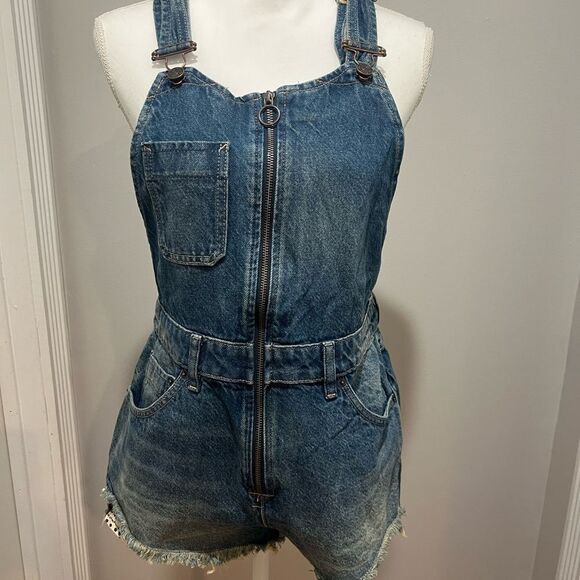 NWOT Free People Sunkissed Short Overalls size 27 adjustable straps with zipper - Picture 8 of 13